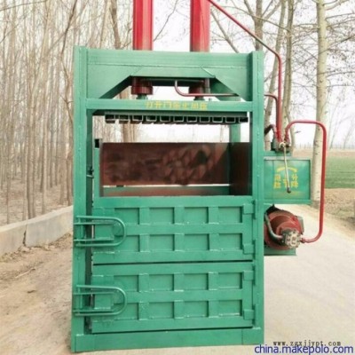 操作維修方便的廢紙立式液壓打包機廠家 塑料瓶打塊機圖片