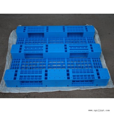 批發(fā)叉車托盤_內(nèi)蒙塑料托盤供應(yīng)商現(xiàn)貨價(jià)優(yōu)