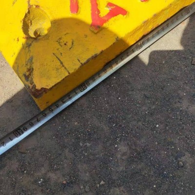 防撞墩灰鐵護(hù)欄墩子 底盤長(zhǎng)寬高可以定做交通隔離墩 按需要定做 模具實(shí)型鑄造