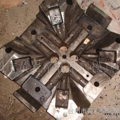塑料管件模具。管件模具、注塑模具、塑料模具