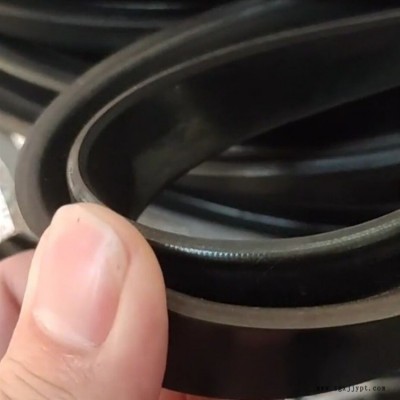 蒸壓釜橡膠密封圈 單層蒸壓釜密封圈 鑫昌型號(hào)齊全價(jià)格非常有誠(chéng)意