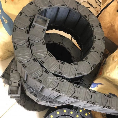 工程穿線增強尼龍拖鏈創(chuàng)啟機械配件廠家直供塑料拖鏈 PA66拖鏈型號齊全 廠家直銷質(zhì)量可靠