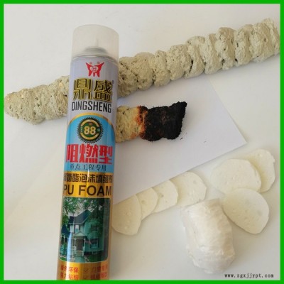 門窗安裝日常堵洞發(fā)泡劑 發(fā)泡填縫劑 鼎盛 聚氨酯發(fā)泡膠 價(jià)位優(yōu)惠