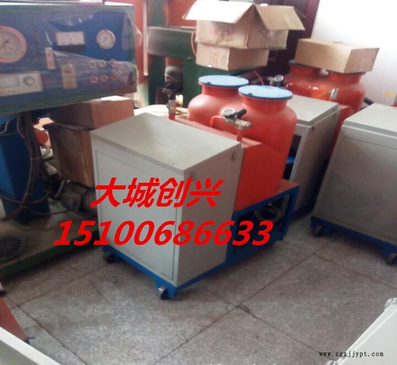 低壓發(fā)泡機2_副本