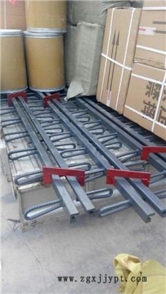 新聞：安徽六安D80伸縮縫安裝隊伍