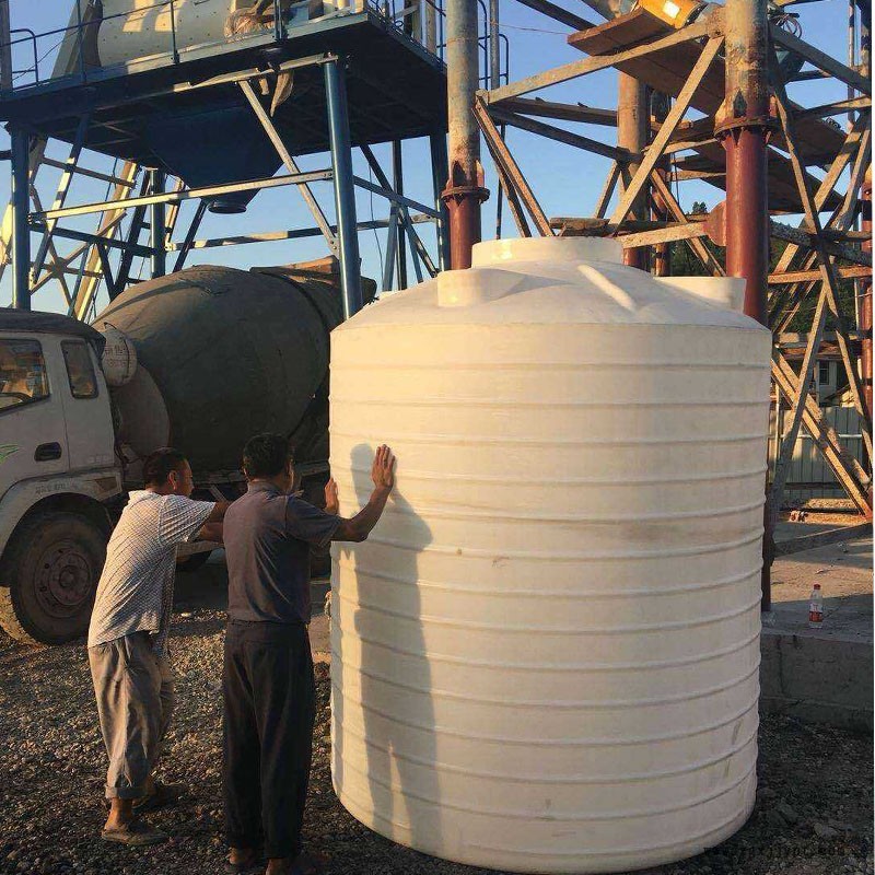 長壽消防水箱10立方儲(chǔ)水罐大型塑料罐規(guī)格