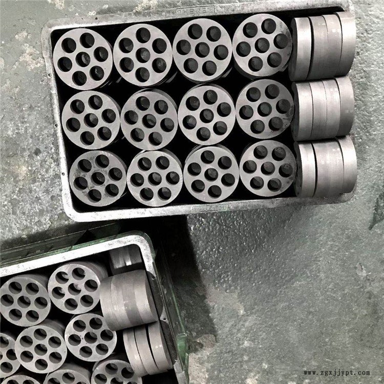 ISO-63東洋石墨I(xiàn)SO-63石墨燒結(jié)模具 ISO-63東洋石墨I(xiàn)SO-63石墨燒結(jié)模具