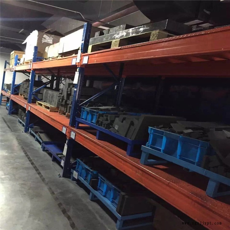 EDM-180步高石墨EDM-180進(jìn)口石墨模具 EDM-180步高石墨EDM-180進(jìn)口石墨模具