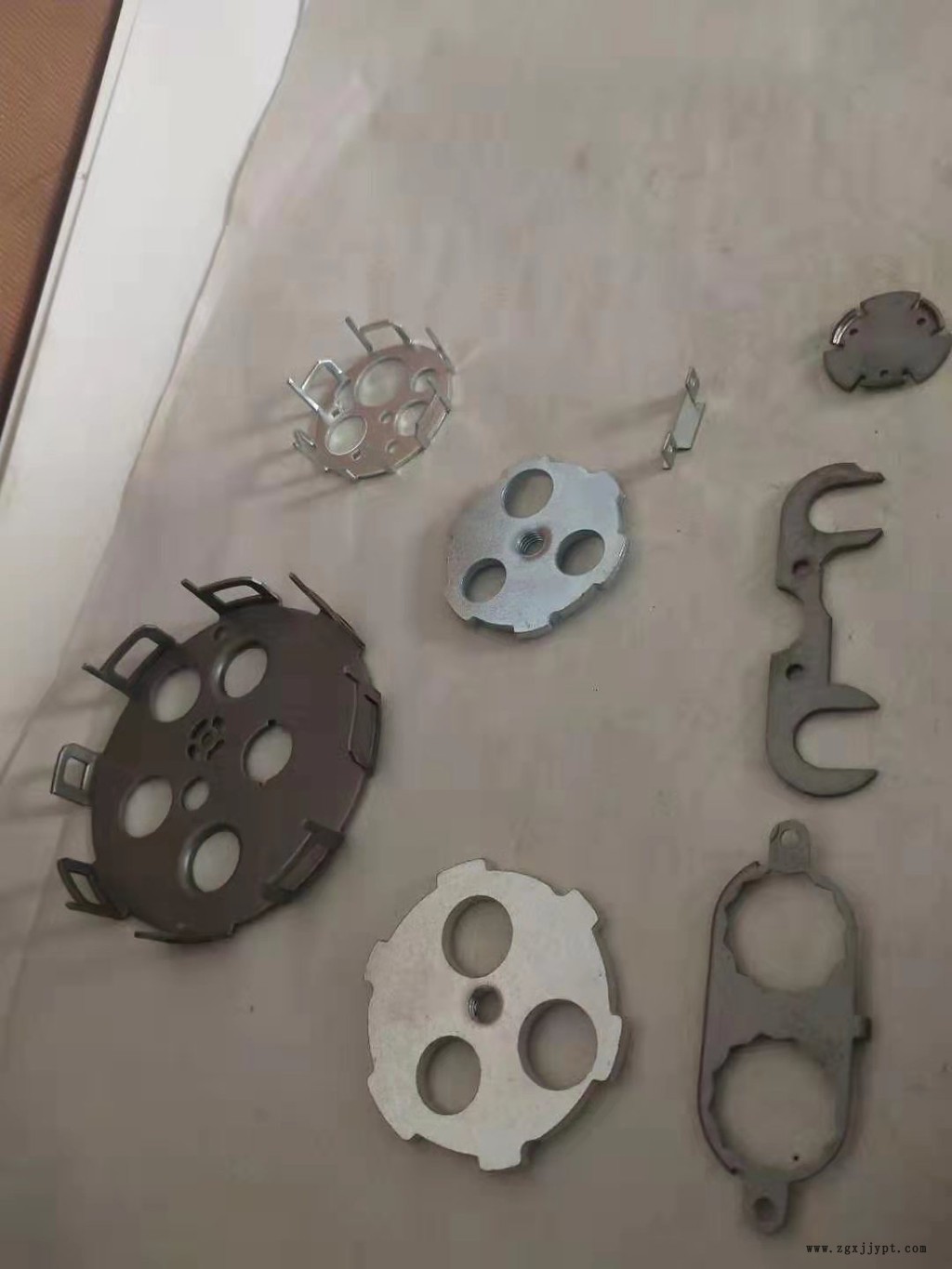 【 厚富】_過線堵_U型圈_傳感器配件模具定做 歡迎來電咨詢 【 厚富】_過線堵_U型圈_傳感器配件模具定做 歡迎來電咨詢