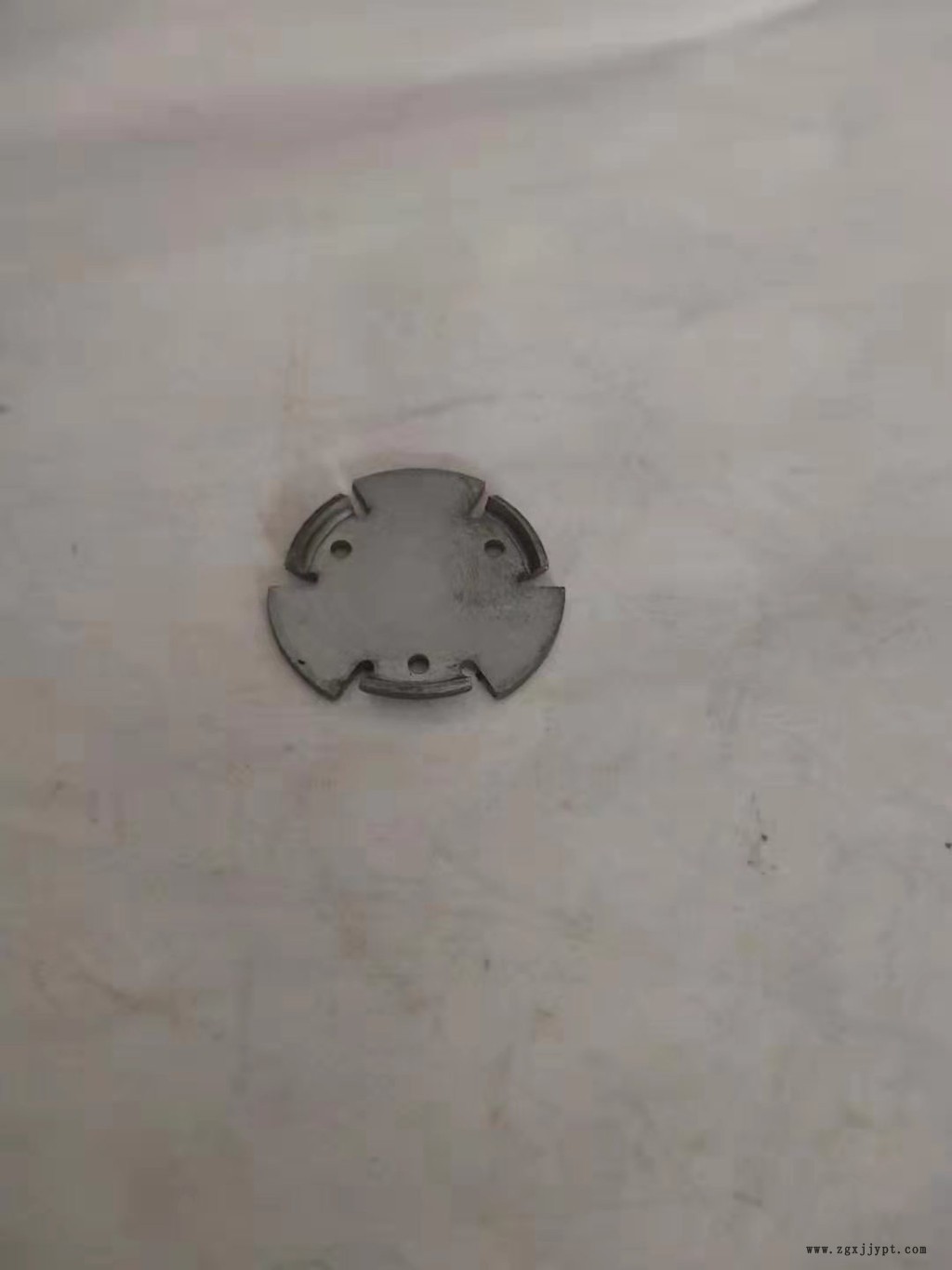 【 厚富】_不銹鋼加熱鎖片_沖壓件_傳感器配件模具定做 歡迎來電咨詢 【 厚富】_不銹鋼加熱鎖片_沖壓件_傳感器配件模具定做 歡迎來電咨詢