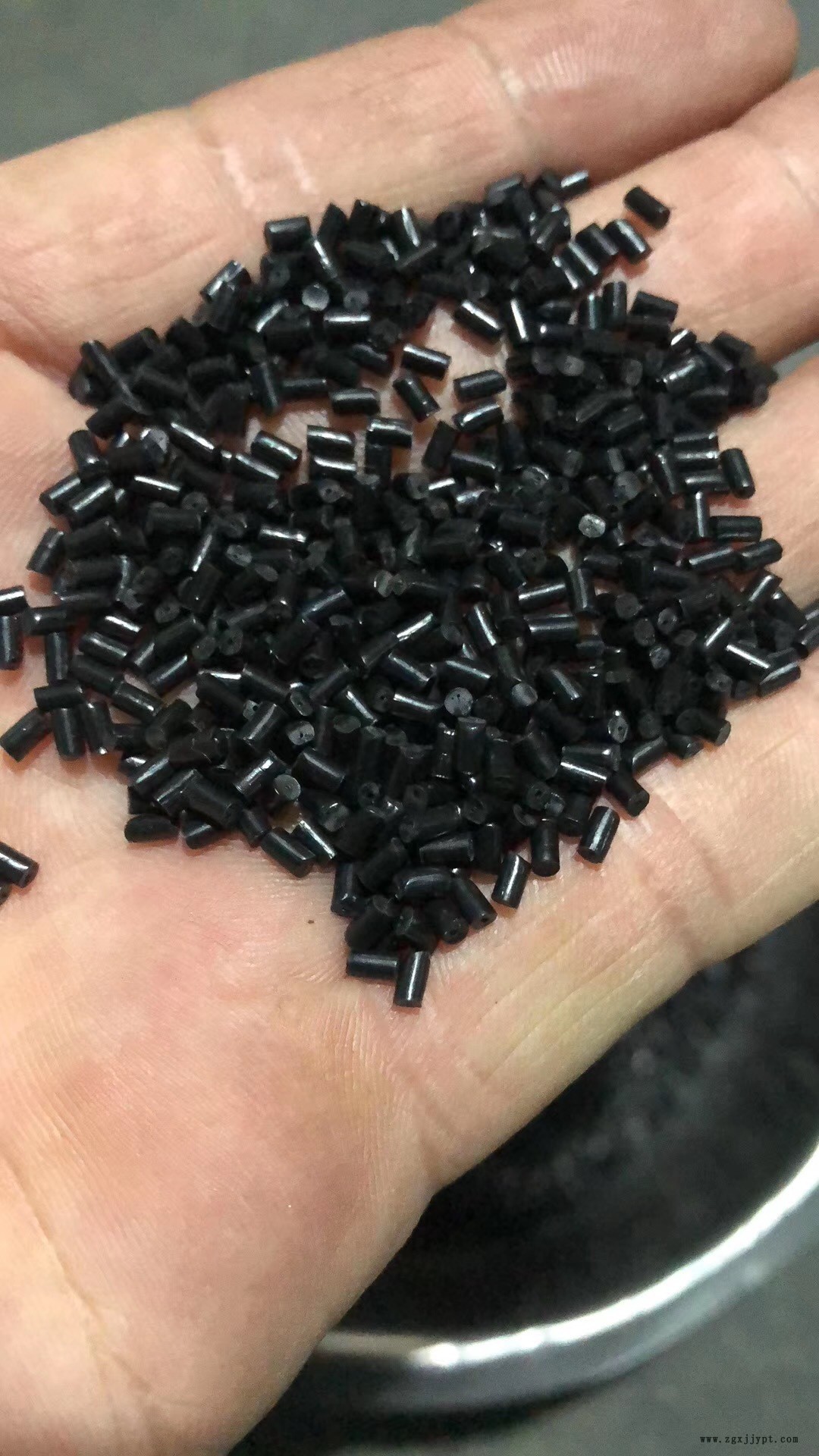 POM賽剛料 黑色抽粒 純樹脂 無雜料 增韌 扣具級(jí) 新料改性示例圖1