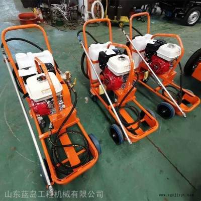 山東藍島機械手推瀝青撒布機長期供應(yīng)