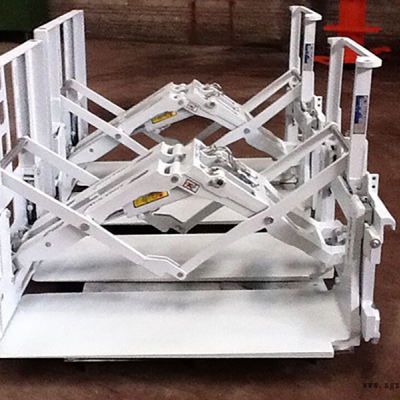 掛裝式推拉器 合力叉車(chē)推拉屬具 進(jìn)貨柜推拉器 叉車(chē)伸長(zhǎng)機(jī)械手