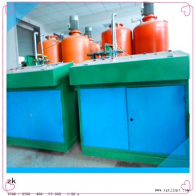 聚氨酯低壓發(fā)泡機(jī) 富民機(jī)械加工制造