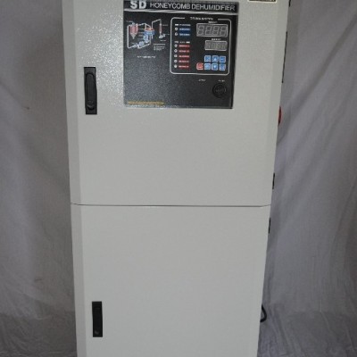 供應(yīng)SNHTA/信泰牌塑料除濕機工業(yè)冷水機SD-80H蜂巢轉(zhuǎn)輪除濕機專注塑料自動化機械設(shè)備