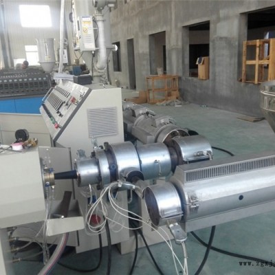 臨夏PE管設(shè)備-青島天信泰塑機(jī)-hdPE管設(shè)備