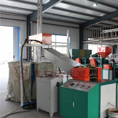 70型草莓網(wǎng)套機(jī)-云南草莓網(wǎng)套機(jī)-龍口云生廠家批發(fā)(查看)