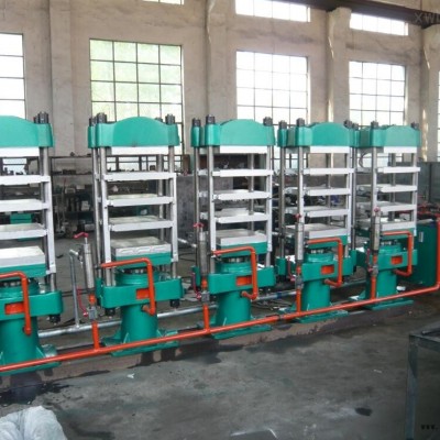 80t多聯(lián)平板硫化機