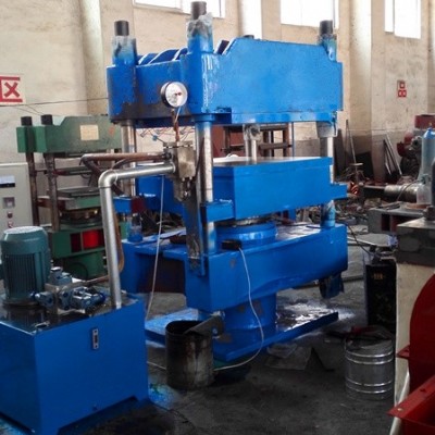 四柱式平板硫化機(jī)，250噸四柱式硫化機(jī)