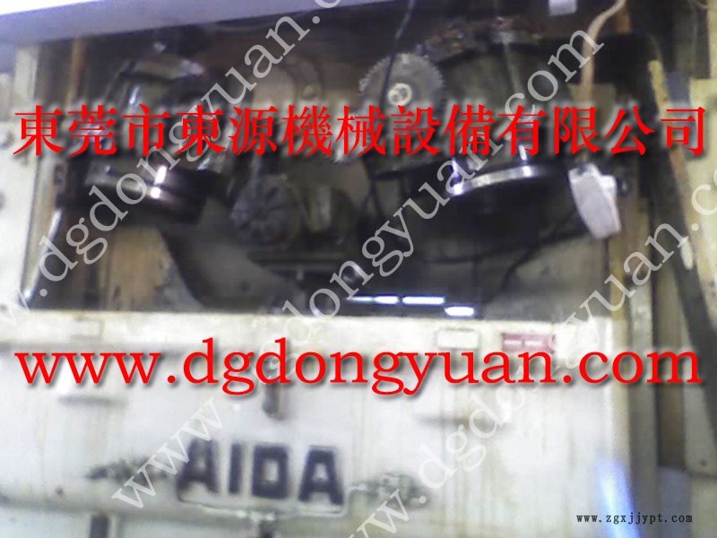 省油  沖床自動噴油機(jī)，沖壓機(jī)械手配套噴油機(jī)  找 東永源