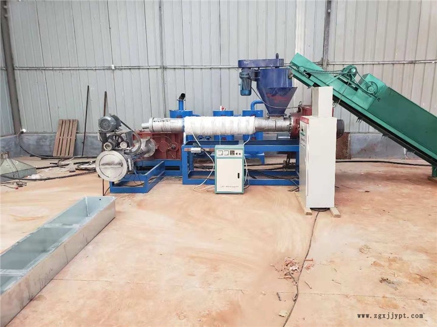 pp下腳料造粒機(jī)   無(wú)紡布造粒機(jī)